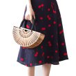 画像1: Woman’s Natural roll rattan bamboo bag      ナチュラルロールバンブートートショルダーかご　籠ハンドバック　 (1)