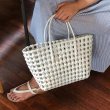 画像5: straw bag hand basket weaving vegetable basket bag  ハンドメイド編みこみ籠 かごバッグハンドバッグ　 (5)