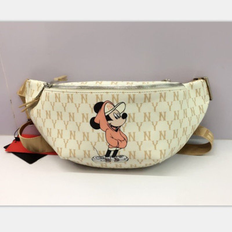 画像2:  men and women NY  Mickey Mouse Messenger bag   shoulder bag   ユニセックスNYニューヨークヤンキース斜め掛け用ショルダーバック ポシェット ウエストポーチバック バックパック  (2)