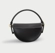 画像12:  woman’s paragraph semi-circle bag diagonal contrast color matching color single shoulder diagonal handbag saddle bag　本革レザー半円型コントラストカラーマッチングシングルショルダー斜めハンドバッグサドルバッグトートショルダー斜め掛けバック　 (12)