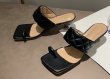 画像5: Women  fine heel Square head Quilted Sandals 　スクエアヘッドレザーキルティングヒールサンダル   (5)