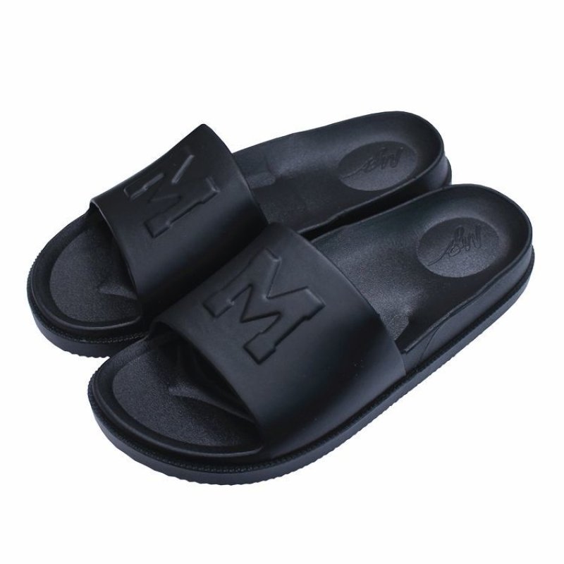 画像1: M logo soft bottom flat  flip flops  sandals slipper unisex  　男女兼用ユニセックスフラットソフトボトムフリップフロップサンダルシャワーサンダル ビーチサンダル　 (1)