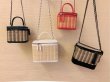 画像3: Woman’s grass woven rattan bag woven portable  box small square messenger bag   ポータブルボックス型ハンドバック　斜め掛け (3)