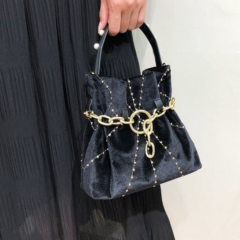 画像2: Pearl & Chain Bucket Tote Shoulder Bag　パール＆チェーンバケットトートショルダーバックハンドバッグ　 (2)