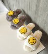 画像6: Women smiley face plush soft bottom flip flops flat  sandals  slippers フラットスマイルもこもこファーサンダル スリッパ (6)