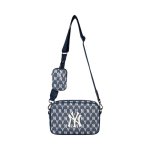 画像4: men and NY embroidery Blue Jacquard monogram Messenger bag shoulder bag bag 　ユニセックス NYニューヨークヤンキース ジャガード モノグラム 斜め掛け用ショルダーバック　ポシェット　ウエストポーチバック (4)