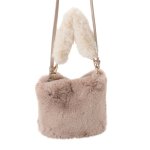 画像4:  Plush  Bucket Bag Tote Bag 　もこもこファー トートショルダーバッグ (4)