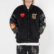 画像7: Unisex Street fashion  Embroidery contrast Oversized men's loose  hip-hop jacket uniform  Blouson ユニセックス 男女兼用オーバーサイズストリートスリーブレザー刺繍ベースボールジャンパー クロス スタジャン MA-1 ボンバー ジャケット ブルゾン (7)