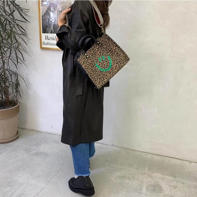 画像6: Leopard smiley hand carry Large capacity bag totes houlder bag handbag  ユニセックス レオパード&スマイルトートショルダーハンドバック (6)