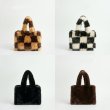 画像15: plush fashion all-match Multicolor small tote bag handbag bag   モコモコファートートハンドバック (15)