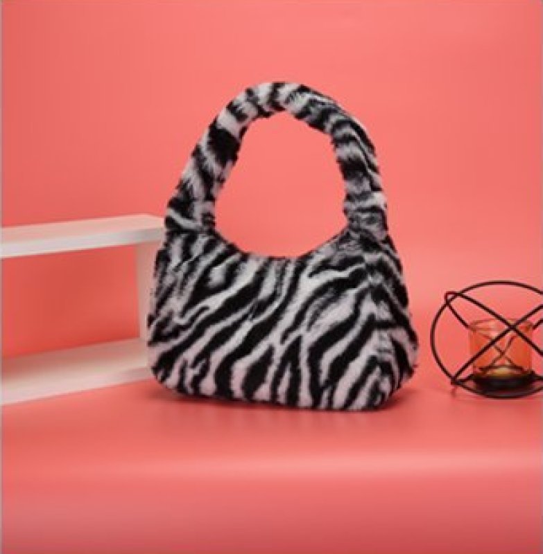 画像6: Woman’s plush one shoulder small bag zebra pattern underarm bag ファーワンショルダー トートショルダーバッグ  (6)