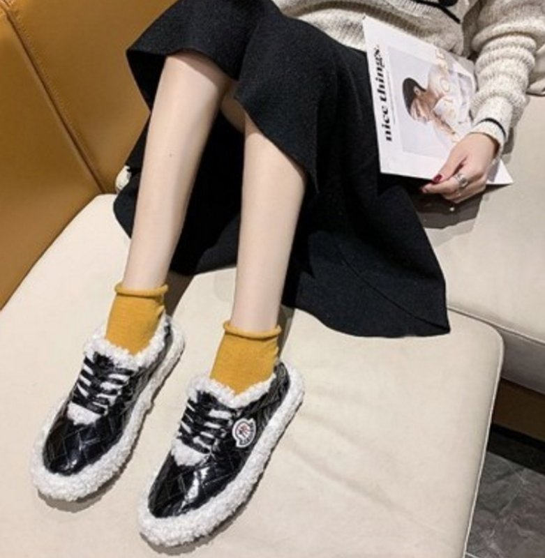 画像4: Women's plus velvet peas flat shoes Sneakers    ファーキルティング レースアップフラットスニーカー パンプス (4)