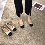 画像7:  leather Bicolor flat pumps with pearls shoes  レザーパール付きバイカラーフラットパンプス　 (7)