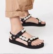 画像2: Women Platform flat Velcro pearl sandals   フラットフラワーパールベルクロ サンダル (2)