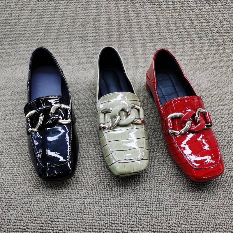 画像5: Square head genuine leather leather flat slip-on pumps shoes   本革レザーエナメルチェーン付きフラットスリッポン パンプスシューズ　 (5)