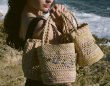 画像7: raffia hand-woven  bucket basket bag one-shoulder tote  bag  ラフィア編みバケットかご 籠ショルダー トートバックトート ショルダーバッグ (7)