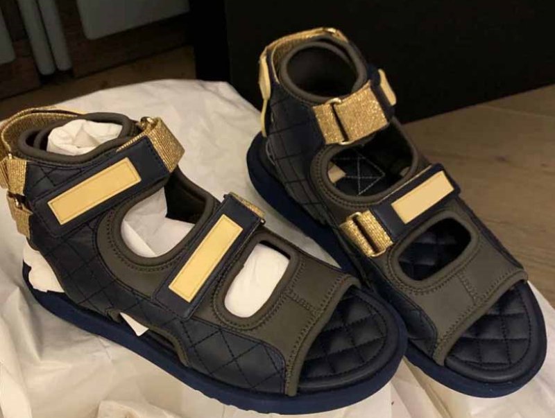 画像3: Women  velcro hollow Roman sandals slippers レザーキルティングフラットベルクロサンダル スリッパ (3)