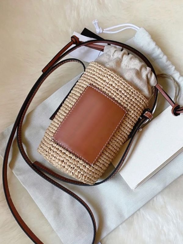 画像4:  woven straw bucket bag shoulder diagonal bag small mobile phone bag スモールかご籠ショルダーポシェットバッグ (4)