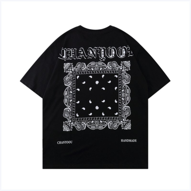 画像2: Unisex Bandana Paisley T-shirt 男女兼用 ユニセックス バンダナ ペイズリー柄Tシャツ (2)