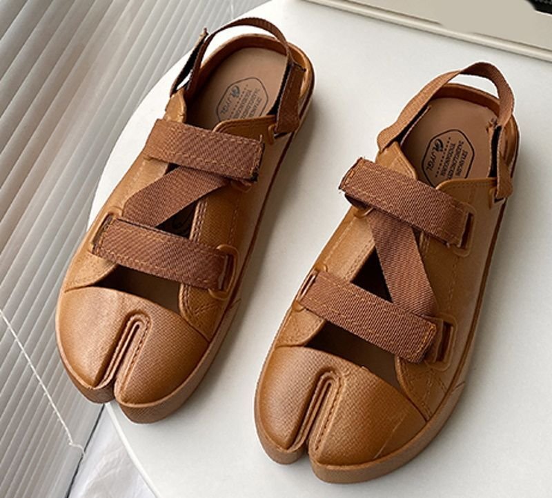 画像3:  Unisex back strap socks tabi sandalsflip-flops sandals slippers   ユニセックス男女兼用 足袋 たび バックストラップサンダル フリップフロップ  シャワー ビーチ サンダル  (3)