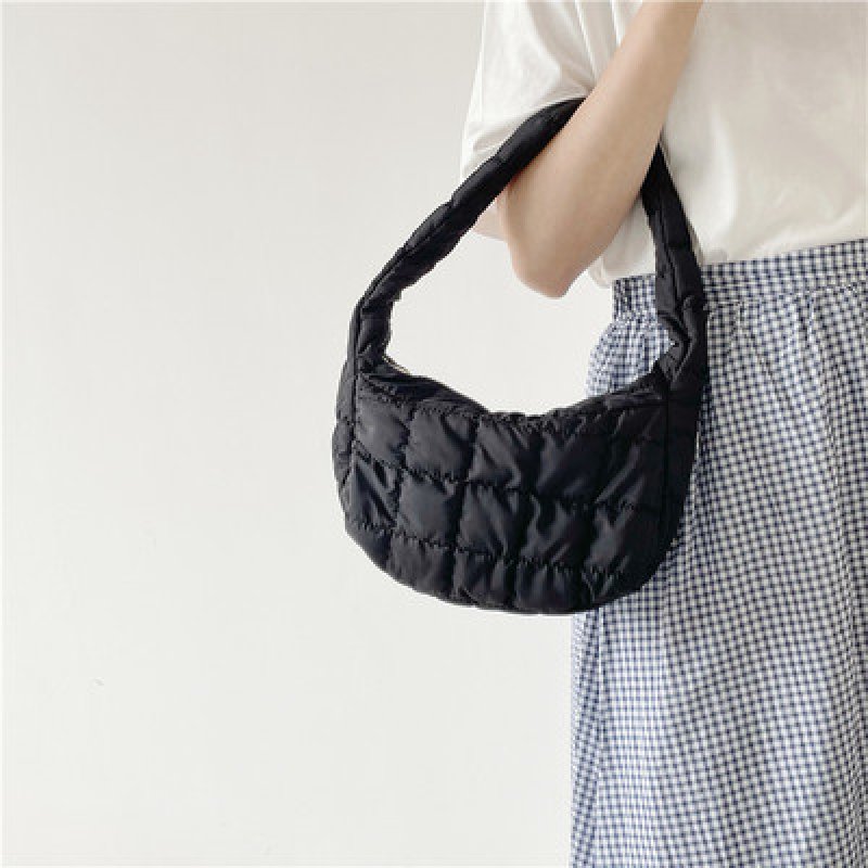 画像7: Candy Color One Shoulder Armpit Bag キャンディーカラーキルティングワンショルダートート ショルダーバッグ  (7)