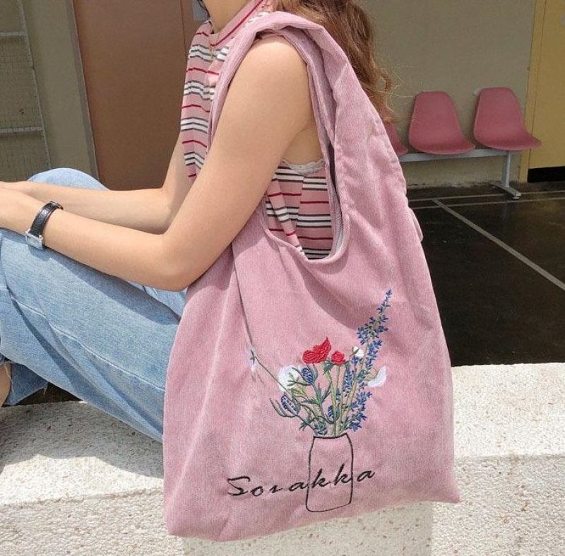 画像5: embroidery corduroy large capacity shoulder bagTote  bag  コーデュロイ フラワー刺繡ショルダートート エコバック  (5)