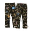 画像2: Unisex badge embroidered camouflage overalls men's casual pants casual pants  ユニセックス男女兼用迷彩カモフラージュエンブレム刺繍付き パンツ (2)