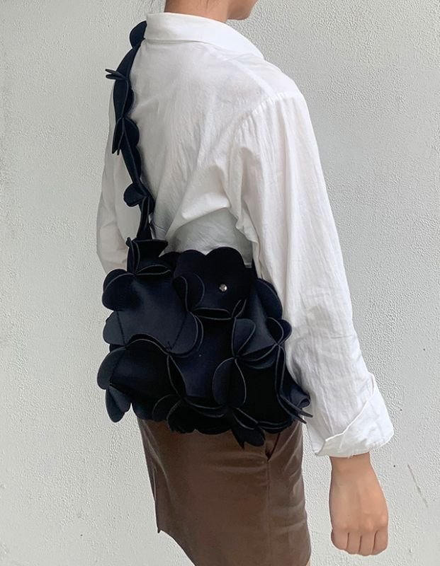 画像11: three-dimensional petal tote shoulder bag 立体花びらトートショルダーバッグ  (11)
