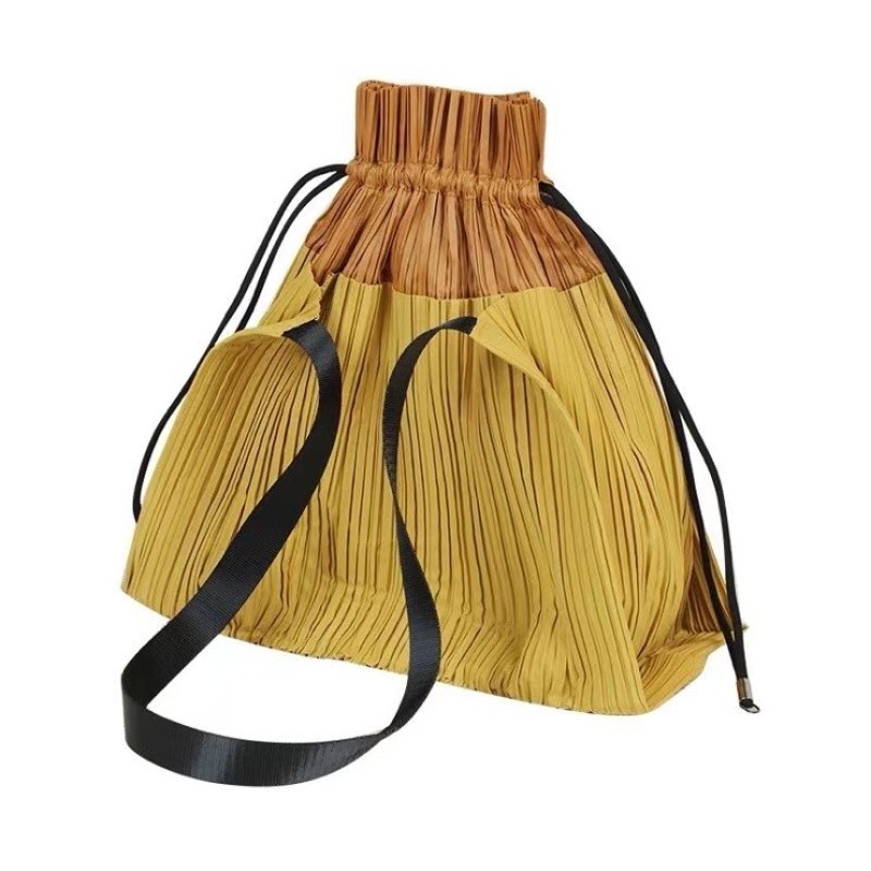 画像2:  wave  stitching folds lightweight fitness dance shoulder bag ウェーブ折りたたみ 軽量 トートショルダーバッグ エコバッグ  (2)