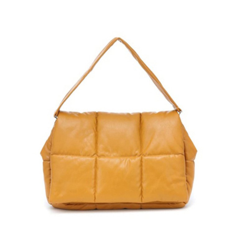 画像6: Quilted leather Sponge Soft Tote Bag shoulder bag キルティングレザースポンジトートショルダーバッグ   (6)