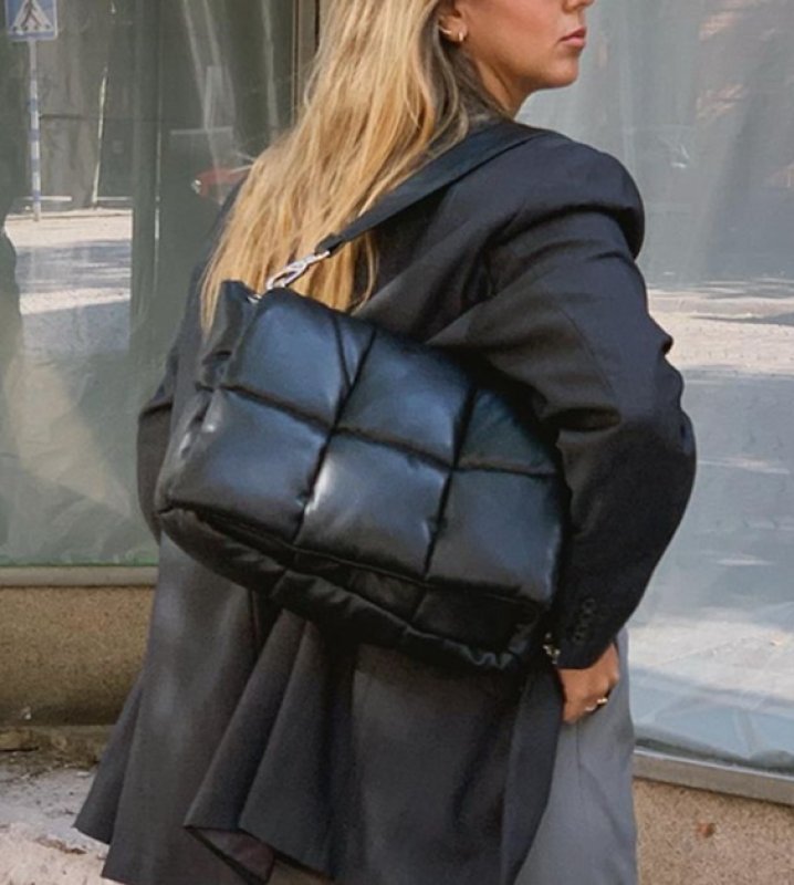 画像9: Quilted leather Sponge Soft Tote Bag shoulder bag キルティングレザースポンジトートショルダーバッグ   (9)