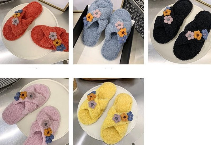 画像6: Cute indoor home floor slippers flat bottom sandals  　フラワーモチーフ付きモコモコサンダル スリッパ (6)