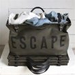 画像17: large-capacity canvas tote shoulder bag travel bag　ESCAPEキャンバスレトートショルダーバッグ トラベルバッグ (17)