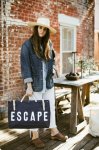 画像8: large-capacity canvas tote shoulder bag travel bag　ESCAPEキャンバスレトートショルダーバッグ トラベルバッグ (8)
