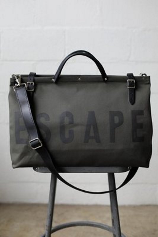 画像15: large-capacity canvas tote shoulder bag travel bag ESCAPEキャンバスレトートショルダーバッグ トラベルバッグ (15)