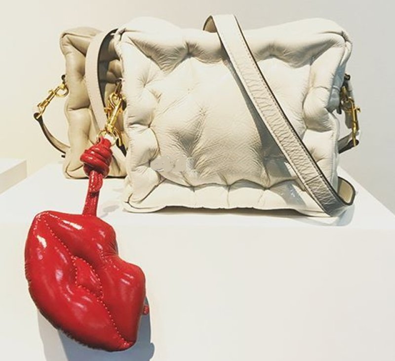 画像3: fat chubby soft cute brick tote shoulder bag レザーキルティングスクエアトートショルダーバッグ (3)