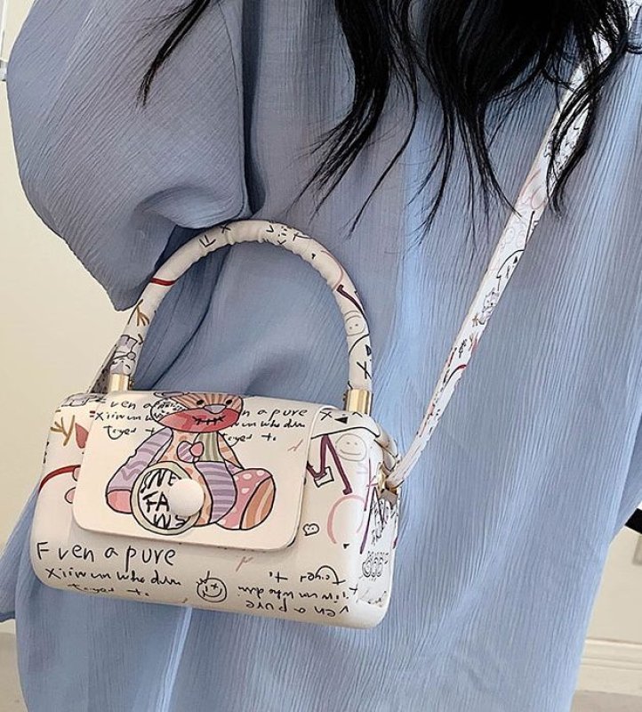 画像8: Bear Print small Messenger Bag Tote Shoulder Bag レザーベア熊プリントトート  スモールショルダー メッセンジャーバッグ   (8)