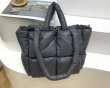 画像11: stitching plaid puff down underarm bag large capacity one-shoulder  tote2WAY bag 　ステッチチェック柄 パフダウン トート ショルダー2WAYバッグ (11)