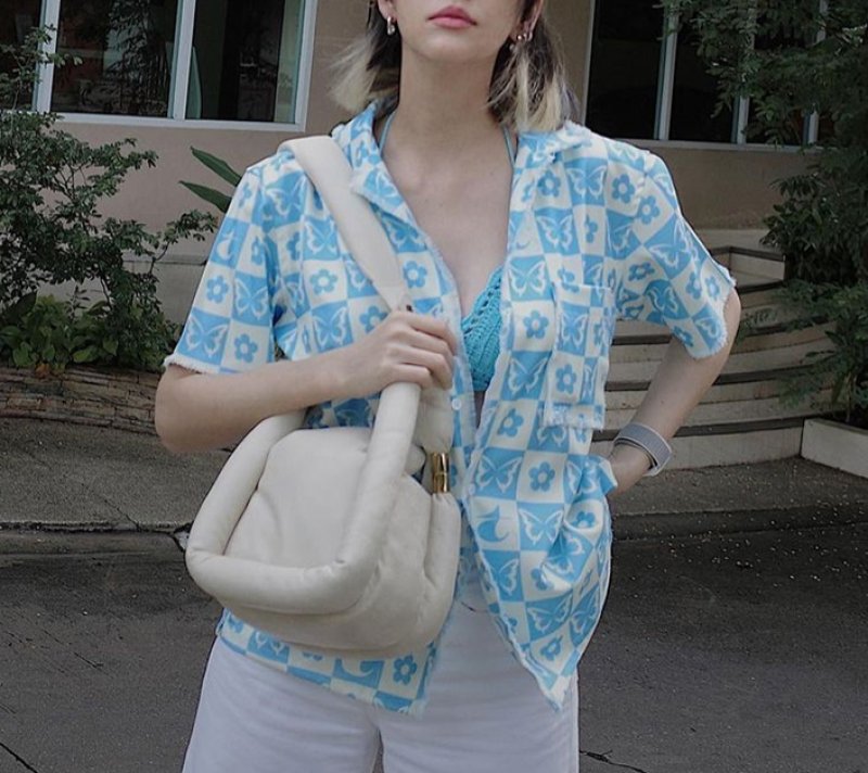 画像4: soft sponge one-shoulder square tote shoulder 2WAY messenger bag  ソフトレザースクエア ダウン トート ショルダー2WAYバッグ (4)