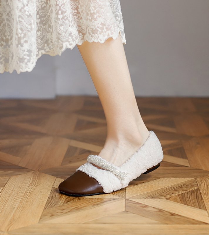 画像3: women's Lamb fur & pearl strap flat pumps  ファー&パールストラップ フラットパンプス シューズ  (3)