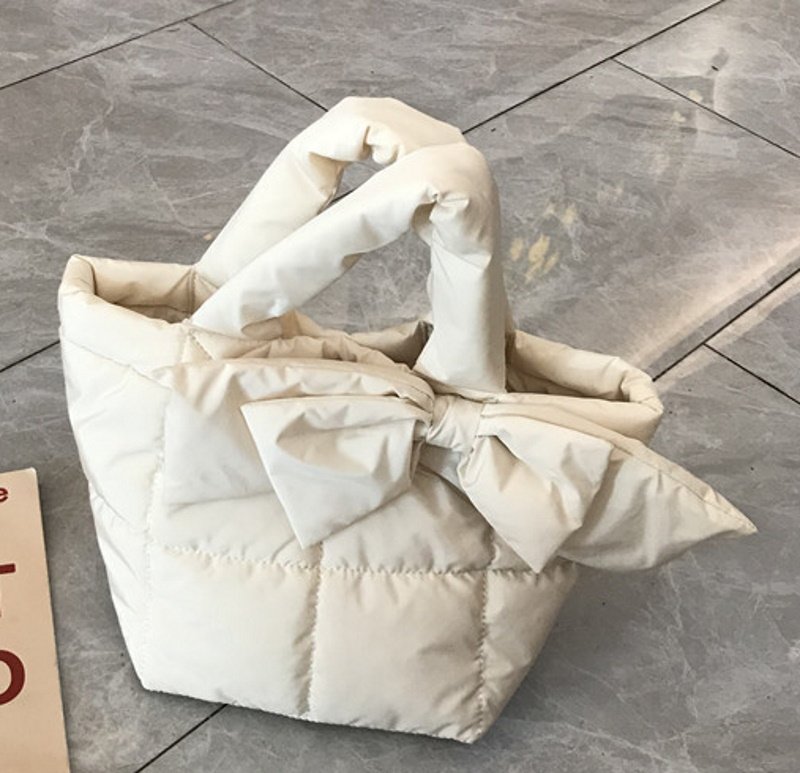 画像6: Ribbon down quilted tote shoulder bag キルティング取り外し可能リボン付きトートショルダーバッグ (6)