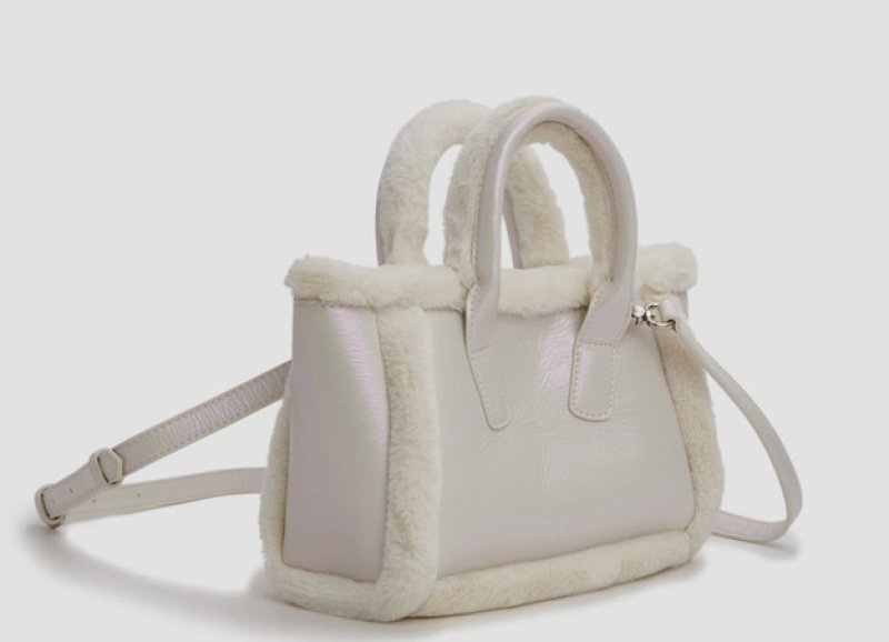 画像3: plush magnetic buckle square fur tote shoulder bag  ファースクエア トート ショルダーバッグ (3)