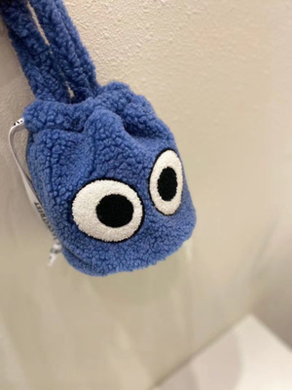 画像6: Eyeball Fur drawstring tote bag アイボール目玉付きファー巾着トートバッグ (6)