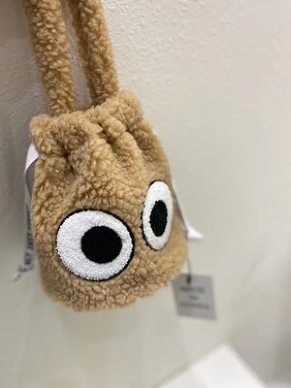 画像5: Eyeball Fur drawstring tote bag アイボール目玉付きファー巾着トートバッグ (5)