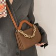 画像7: Square leather chain point tote shoulder bag　チェーンがポイントスクエアレザートートショルダーバッグ (7)