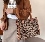 画像5: leopard Cow pattern print plush handbag tote bag　ヒョウ柄レオパード カウ柄トートバッグ (5)
