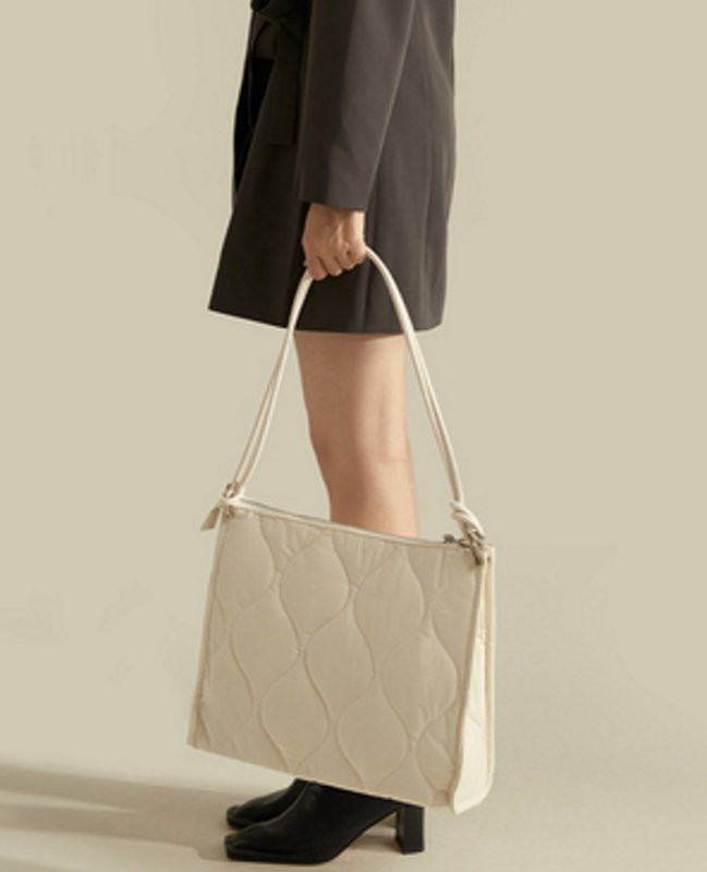 画像16: Quilted Square Tote Shoulder Bag キルティングスクエアトートショルダーバッグ (16)