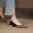 画像5: women's Leopard print pointed flat shoes with heel pearls　ヒールパール付きヒョウ柄ポインテッド フラットパンプス　バレーシューズ  (5)