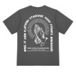 画像2: Put your prayers together print short-sleeved  T-shirt　ユニセックス 男女兼用クリスチャン祈りプリント半袖Tシャツ (2)