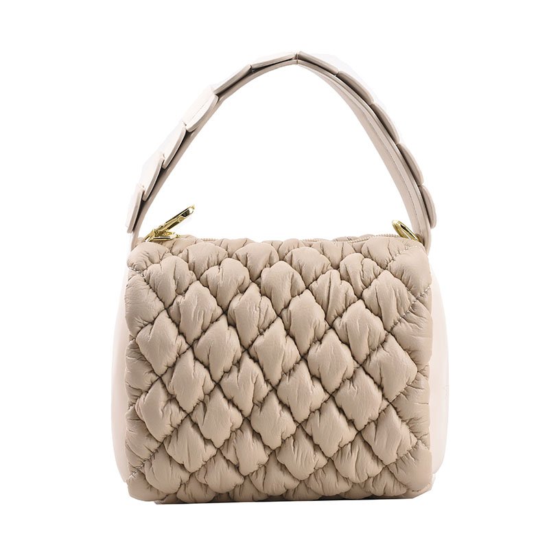 画像11: Leather Down Quilted Cylindrical Drawstring Tote Shoulder Bag  レザー ダウンキルティング 筒形巾着トートショルダーバッグ (11)